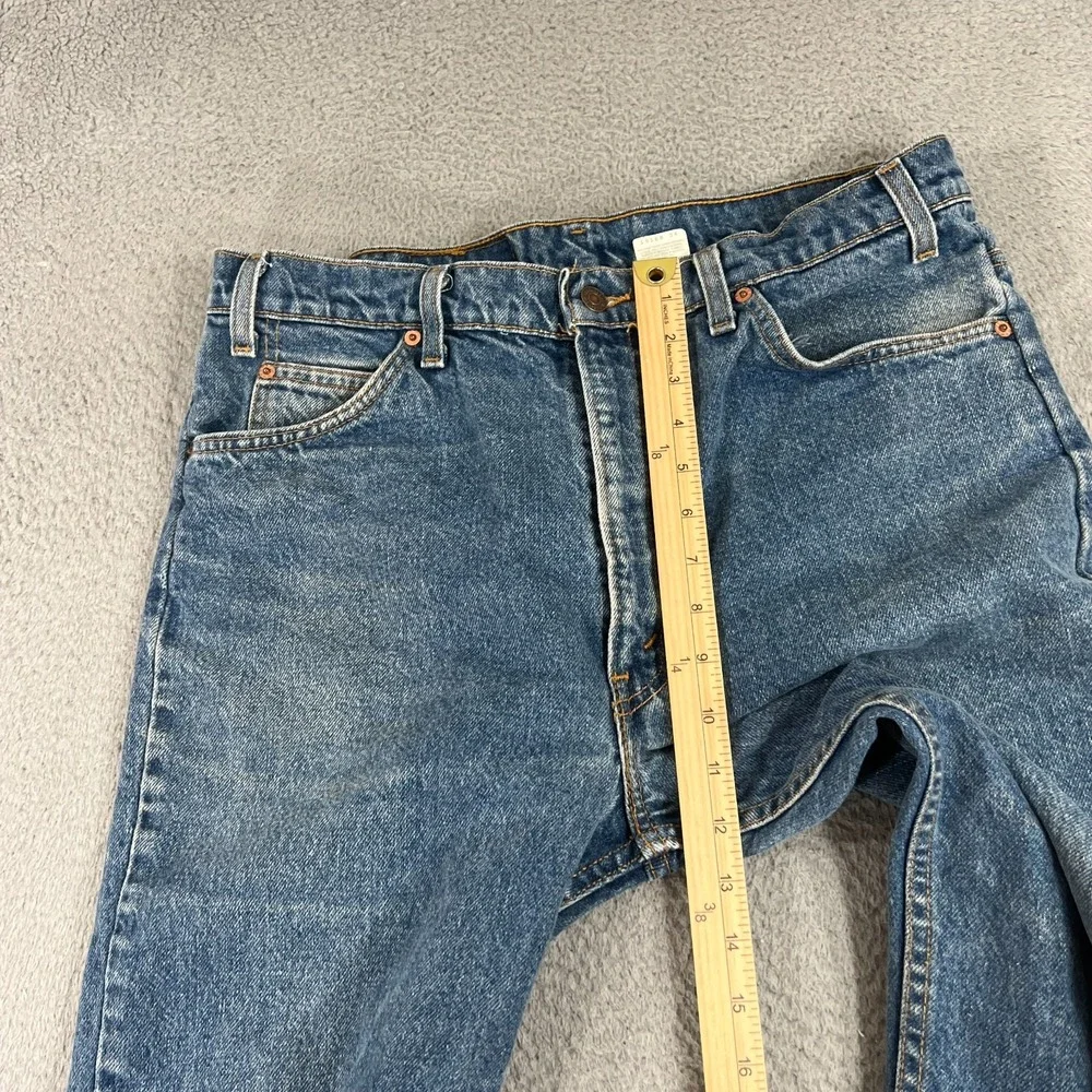 Levis note stains